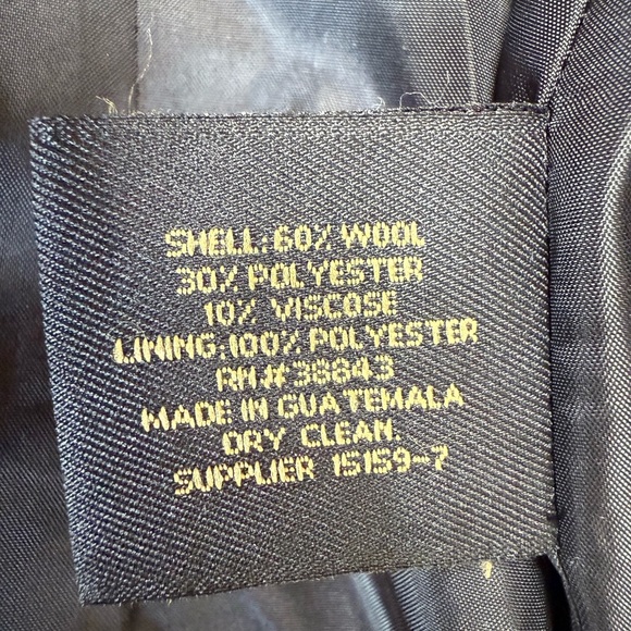Via Spiga Wool Blend Coat Black Women’s Medium
Chest 19
Length 36 - Picture 3 of 3
